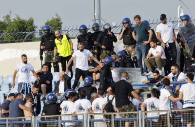 Μπήκε στην κερκίδα του Απόλλωνα η Αστυνομία