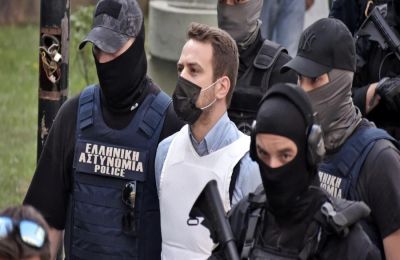 Σε νέα διακοπή για την 1η Ιουνίου οδηγήθηκε η δίκη του Μπάμπη Αναγνωστόπουλου 