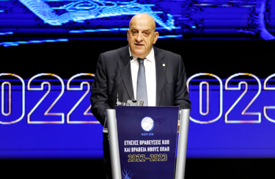 Κούμας: «Μας έκαναν πιο δυνατούς όσα ειπώθηκαν - Τρίτο VAR από του χρόνου»