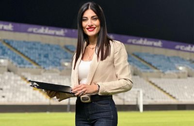 5 φορές που η Άντρεα Καφά πόζαρε με σέξι διάθεση
