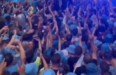 Οι φίλοι της Σίτι τραγουδούν για τον «χρυσό» σκόρερ: «Rodri's on fire...»! (vid)