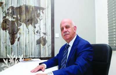 «Περνούν ζωή χαρισάμενη στον λόφο του Προεδρικού και δεν έχουν ιδέα τι αντιμετωπίζουν οι εργαζόμενοι της Κύπρου», σημείωσε ο Γιώργος Κουκουμάς του ΑΚΕΛ