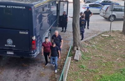Η Ουάσιγκτον και το Πεκίνο ανταλλάσσουν χτυπήματα με δασμούς