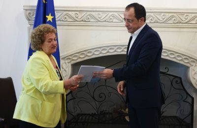 Πρόεδρος της Δημοκρατίας – Πρωθυπουργός Ισπανίας