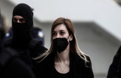 Η Ουάσιγκτον και το Πεκίνο ανταλλάσσουν χτυπήματα με δασμούς