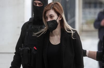 Η Ουάσιγκτον και το Πεκίνο ανταλλάσσουν χτυπήματα με δασμούς