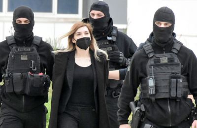 Τρομακτικό ατύχημα σε αγώνα με ταχύπλοα - Σκάφος εκτοξεύτηκε στον αέρα