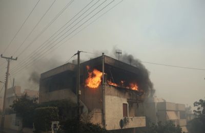 Η Ουάσιγκτον και το Πεκίνο ανταλλάσσουν χτυπήματα με δασμούς