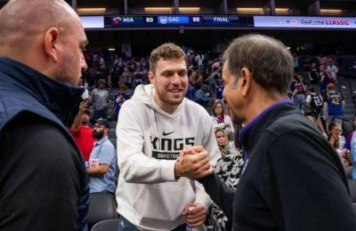 Στα playoffs του NBA οι Χιτ, με «τριαντάρη» Χέρο