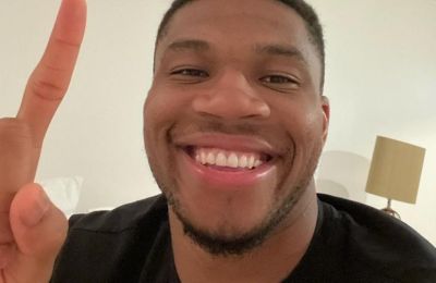 Στα playoffs του NBA οι Χιτ, με «τριαντάρη» Χέρο