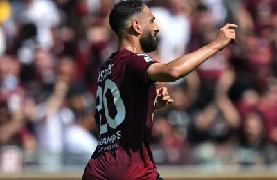 Η τρυφερή  στιγμή των δυο τους που μοιράστηκε δημόσια