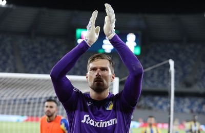 Ελ Αραμπί: Κάποιοι με ραβδιά, άλλοι με... πιστόλια