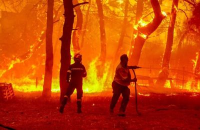 Η Ουάσιγκτον και το Πεκίνο ανταλλάσσουν χτυπήματα με δασμούς