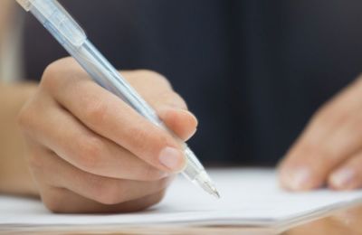 Ο Χαράλαμπος Προύντζος και η Έλση Χριστόφια στην τελετή ονοματοδοσίας της Λεωφόρου Δημήτρη Χριστόφια