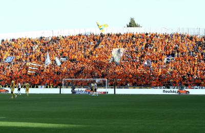 Ελ Αραμπί: Κάποιοι με ραβδιά, άλλοι με... πιστόλια