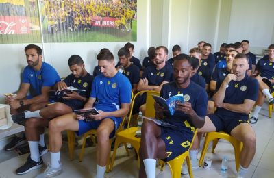 Ομόνοια: Tα «μαγικά χαρτάκια» για τον επαναληπτικό