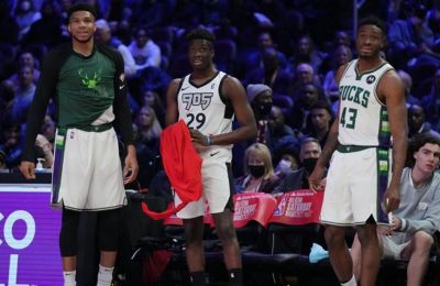 Στα playoffs του NBA οι Χιτ, με «τριαντάρη» Χέρο