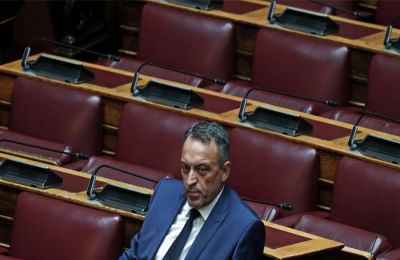 Ηλικιωμένος άνδρας έχασε τον έλεγχο του αυτοκινήτου του και πέρασε μέσα από το πλήθος στην Κοπεγχάγη