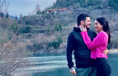 «Άσε που με λένε 80, σε εφτά χρόνια θα είμαι 80. Τους ενημερώνω, λοιπόν, ότι σε εφτά χρόνια θα είμαι 80», είπε ο Γιώργος Παπαδάκης.