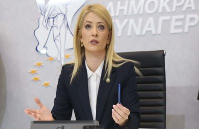 Πάει κατεχόμενα ο Ερντογάν για την μαντήλα 
