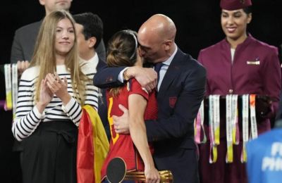 «Δένει» τον Φλικ ως το 2027 η Μπαρτσελόνα