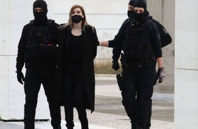 Η Ουάσιγκτον και το Πεκίνο ανταλλάσσουν χτυπήματα με δασμούς