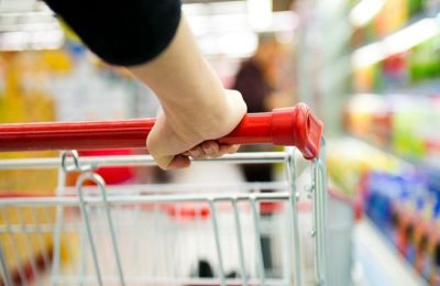 «Περνούν ζωή χαρισάμενη στον λόφο του Προεδρικού και δεν έχουν ιδέα τι αντιμετωπίζουν οι εργαζόμενοι της Κύπρου», σημείωσε ο Γιώργος Κουκουμάς του ΑΚΕΛ