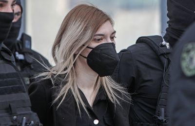 Η Ουάσιγκτον και το Πεκίνο ανταλλάσσουν χτυπήματα με δασμούς