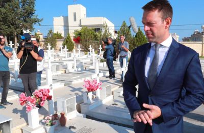 Eικόνες από την επίσκεψη Κασσελάκη στην Κύπρο