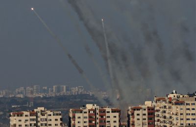 Η Ουάσιγκτον και το Πεκίνο ανταλλάσσουν χτυπήματα με δασμούς