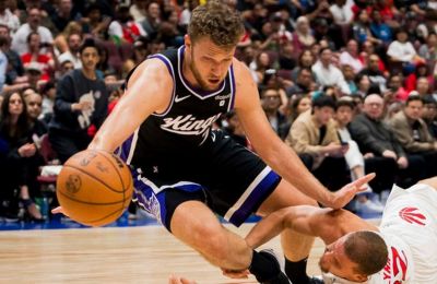 Στα playoffs του NBA οι Χιτ, με «τριαντάρη» Χέρο