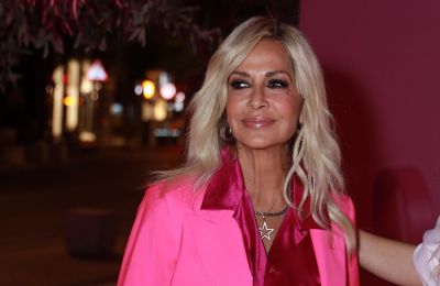 Ο Αλέξανδρος Μαρτίδης μίλησε με δάκρυα στα μάτια για τη συγκινητική αντίδραση της κόρης του, ενώ δεν δίστασε να αποκαλύψει εξελίξεις από τη «Γη της Ελιάς»