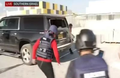 Η Ουάσιγκτον και το Πεκίνο ανταλλάσσουν χτυπήματα με δασμούς