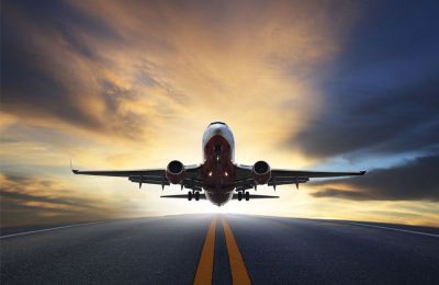 Τους άγραφους κανόνες των ταξιδιών με αεροπλάνο αποκάλυψε μια αεροσυνοδός