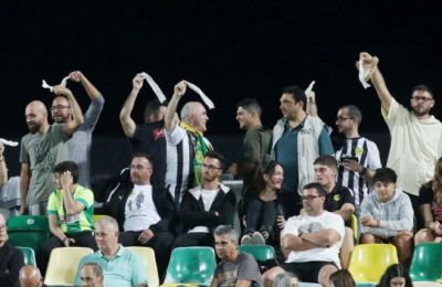 Κούνησαν μαντίλι οι ΑΕΚτζήδες