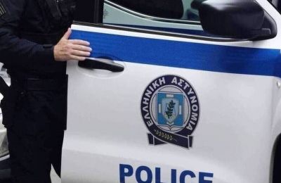 Μόλις το 22% δηλώνει ότι συμφωνεί εντελώς με τον τρόπο διακυβέρνησής του, ενώ διπλάσιοι Αμερικανοί (45%) εκφράζουν αποδοκιμασία