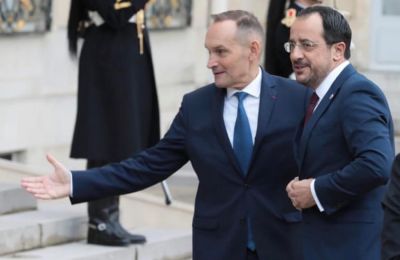 Του ευχήθηκε δημόσια για πρώτη φορά,με αφορμή την ονομαστική του γιορτή