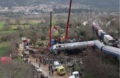 Η Ουάσιγκτον και το Πεκίνο ανταλλάσσουν χτυπήματα με δασμούς