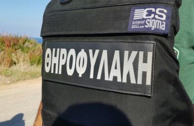 Στηρίζουν την οικογένεια του 17χρονου που ξεψύχησε σε αυλή σχολείου