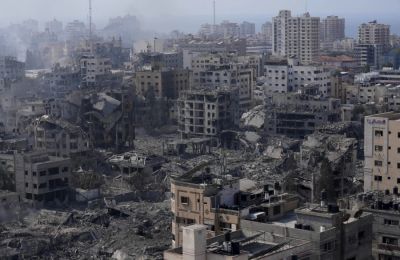 Η Ουάσιγκτον και το Πεκίνο ανταλλάσσουν χτυπήματα με δασμούς