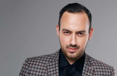 Του ευχήθηκε δημόσια για πρώτη φορά,με αφορμή την ονομαστική του γιορτή