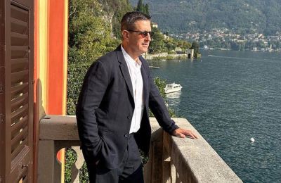 Του ευχήθηκε δημόσια για πρώτη φορά,με αφορμή την ονομαστική του γιορτή