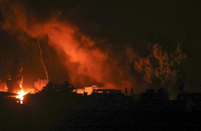 Ηλικιωμένος άνδρας έχασε τον έλεγχο του αυτοκινήτου του και πέρασε μέσα από το πλήθος στην Κοπεγχάγη