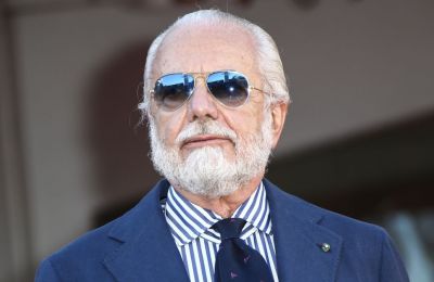 Ντε Λαουρέντις: «Δεν θα φύγει από τη Νάπολι ο Οσιμέν, σύντομα το νέο συμβόλαιο»