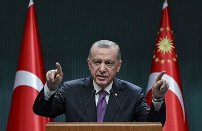 Η Ουάσιγκτον και το Πεκίνο ανταλλάσσουν χτυπήματα με δασμούς