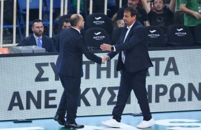 Αποθέωση στους παίκτες του ΠΑΟΚ παρά την απώλεια της κούπας!