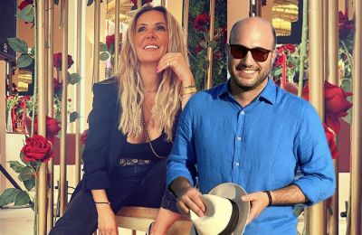 Του ευχήθηκε δημόσια για πρώτη φορά,με αφορμή την ονομαστική του γιορτή