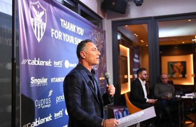 Ανόρθωση: Πιάνει δουλειά ο Απόστολος, βοηθός του ο Χάρης Ιωάννου! 