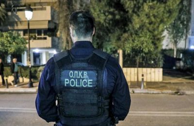 Ηλικιωμένος άνδρας έχασε τον έλεγχο του αυτοκινήτου του και πέρασε μέσα από το πλήθος στην Κοπεγχάγη