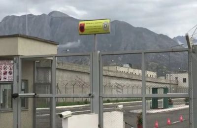 Η Ουάσιγκτον και το Πεκίνο ανταλλάσσουν χτυπήματα με δασμούς
